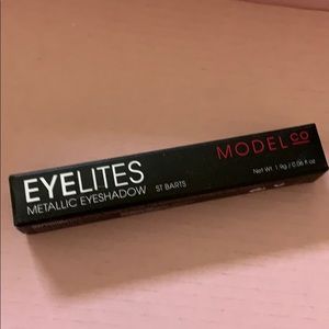 ❌soldEyelites Metallic Eyeshadow ST BARTS